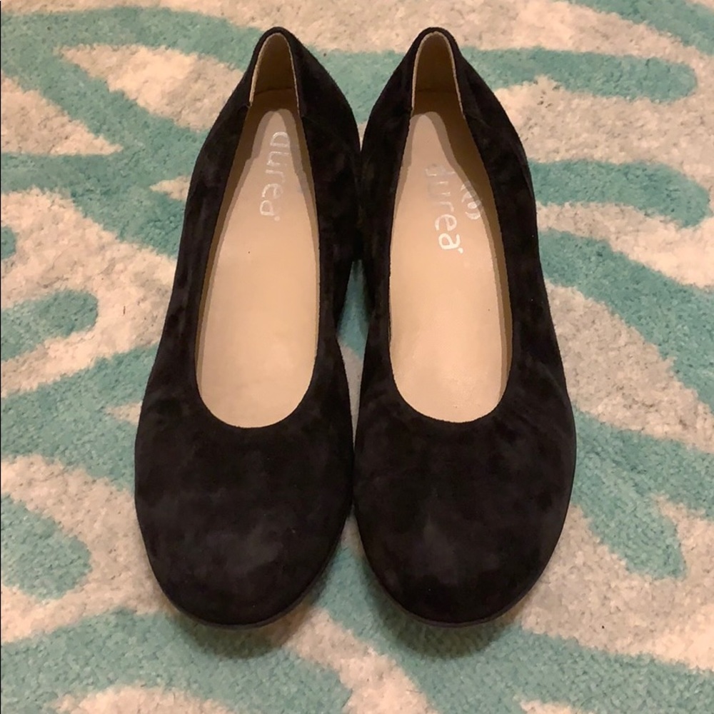 Durea Suede Black  Round Toe Flats 5